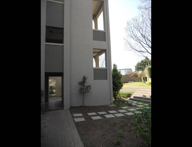 1 BEDROOM PROPERTY TO RENT IN BRYANSTON